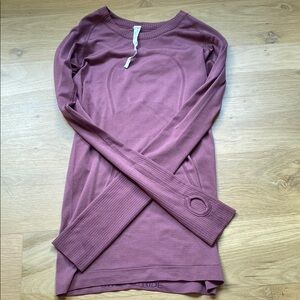 Lululemon - Swift Stride maroon workout shirt